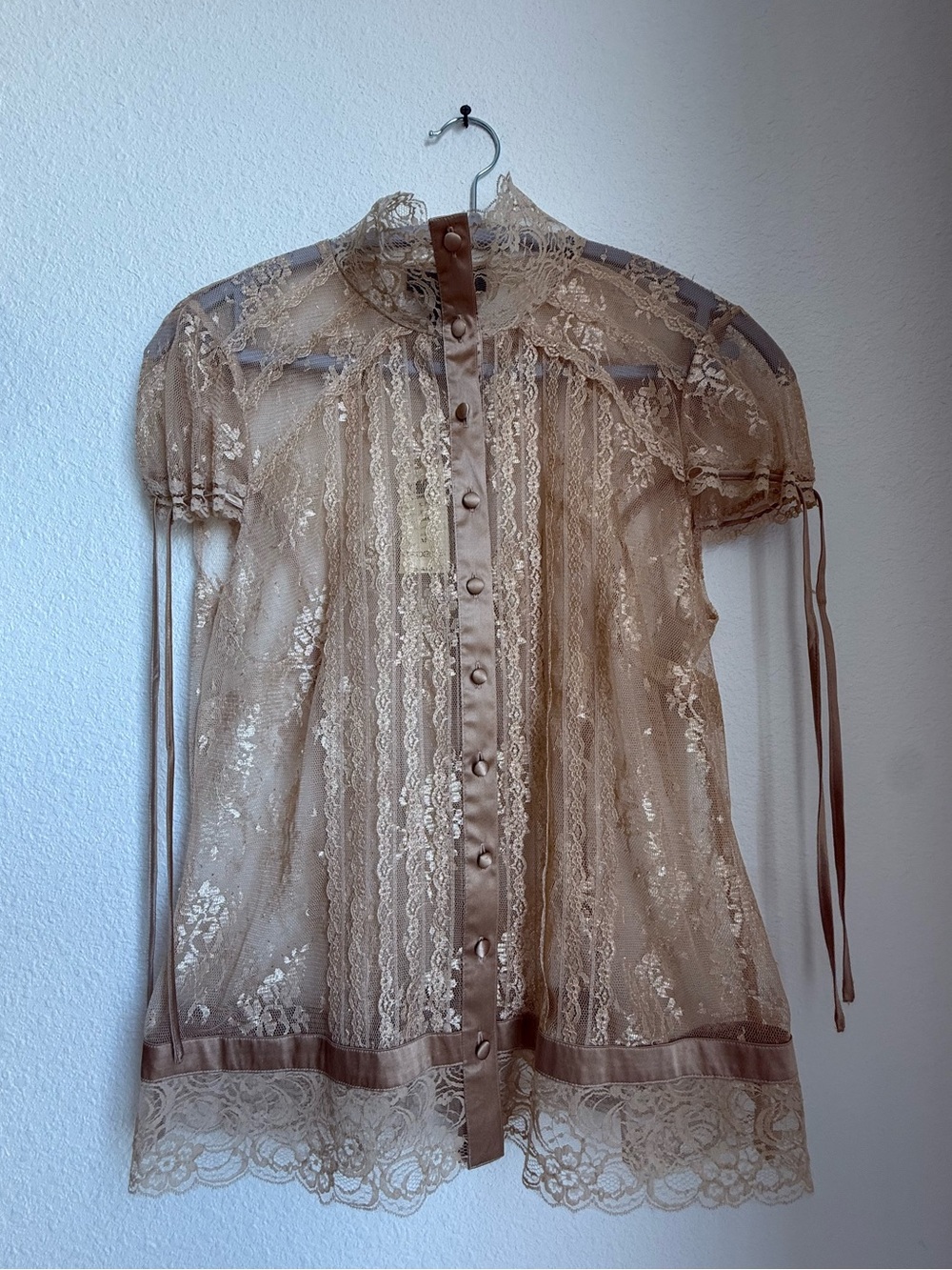 NWT Champagne Arden B. Vintage Y2K Lace Cap Sleeve Button-Front Blouse - Picture 5 of 6